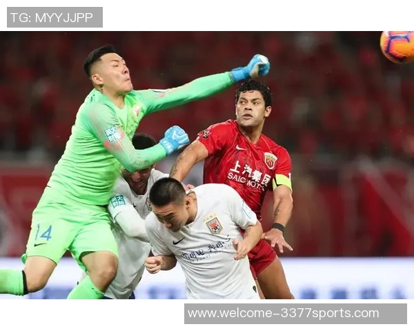 鲁能与上港激战回顾精彩瞬间比赛录像全解析 鲁能与上港激战回顾精彩瞬间比赛录像全解析